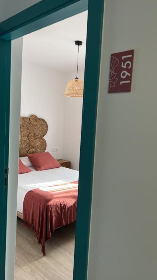 Mamavira Hospedaje Hotel Meaño Eksteriør billede