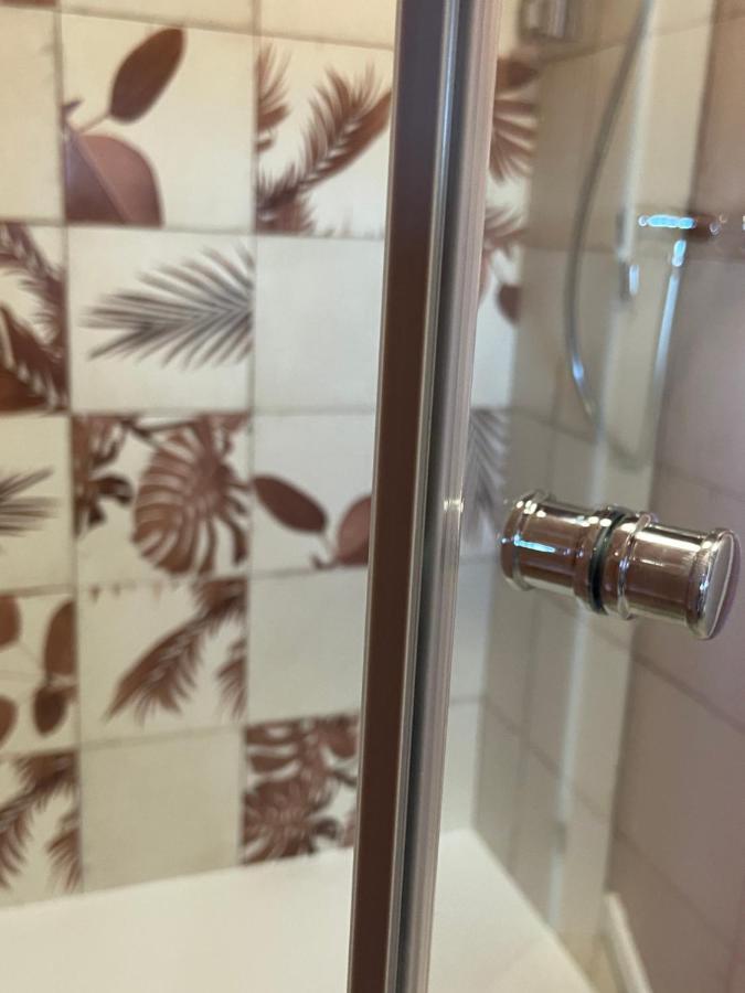 Mamavira Hospedaje Hotel Meaño Eksteriør billede