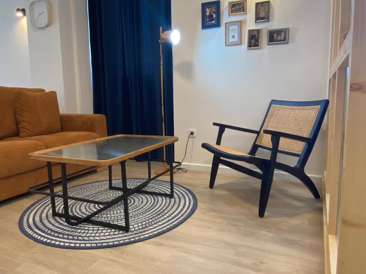 Mamavira Hospedaje Hotel Meaño Eksteriør billede
