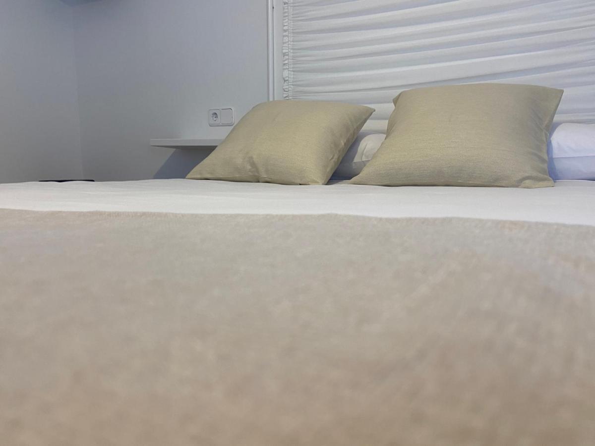 Mamavira Hospedaje Hotel Meaño Eksteriør billede